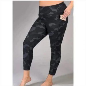 NWT Yogalicious Lux Black Camo High Waist Pockets Leggings 2X
